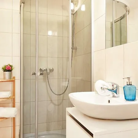 Dazzling View 2 Bedroom Podzamcze Street Lejlighed Kraków
